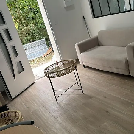 Au Calme A Boé